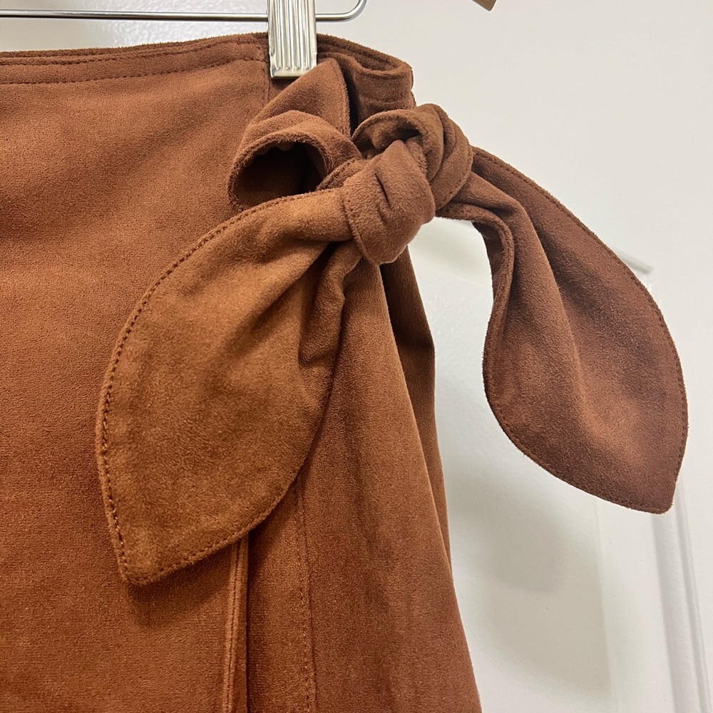Anthropologie By Anthropologie Lauren Sueded Wrap Midi Skirt - Picture 9 of 13